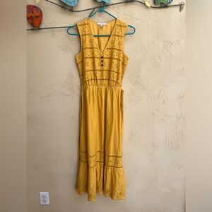 Cute Yellow Eyelet Dress 💛